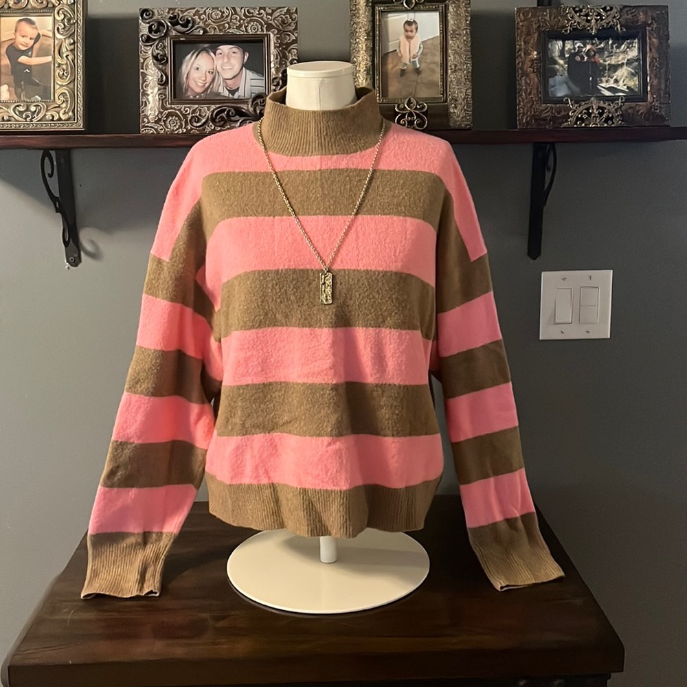 JCrew Factory extra soft sweater in size L, pink and tan stripes.